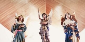 O que significa sonhar com pessoas com asas de anjo?