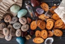 Runas, oráculo envolto em história e mistério